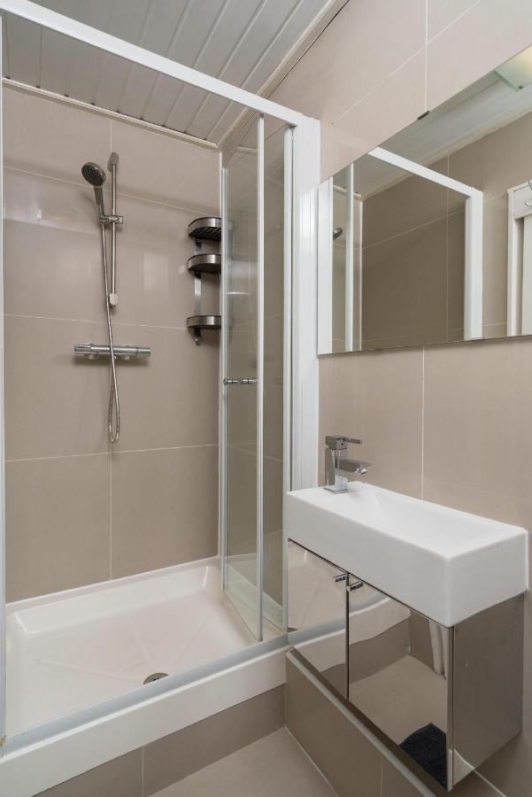 Kensington Nest Serviced Town House Лондон Екстер'єр фото